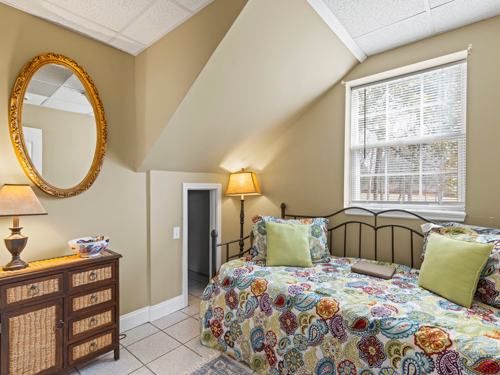 Ada Estate House 2026 -Nook