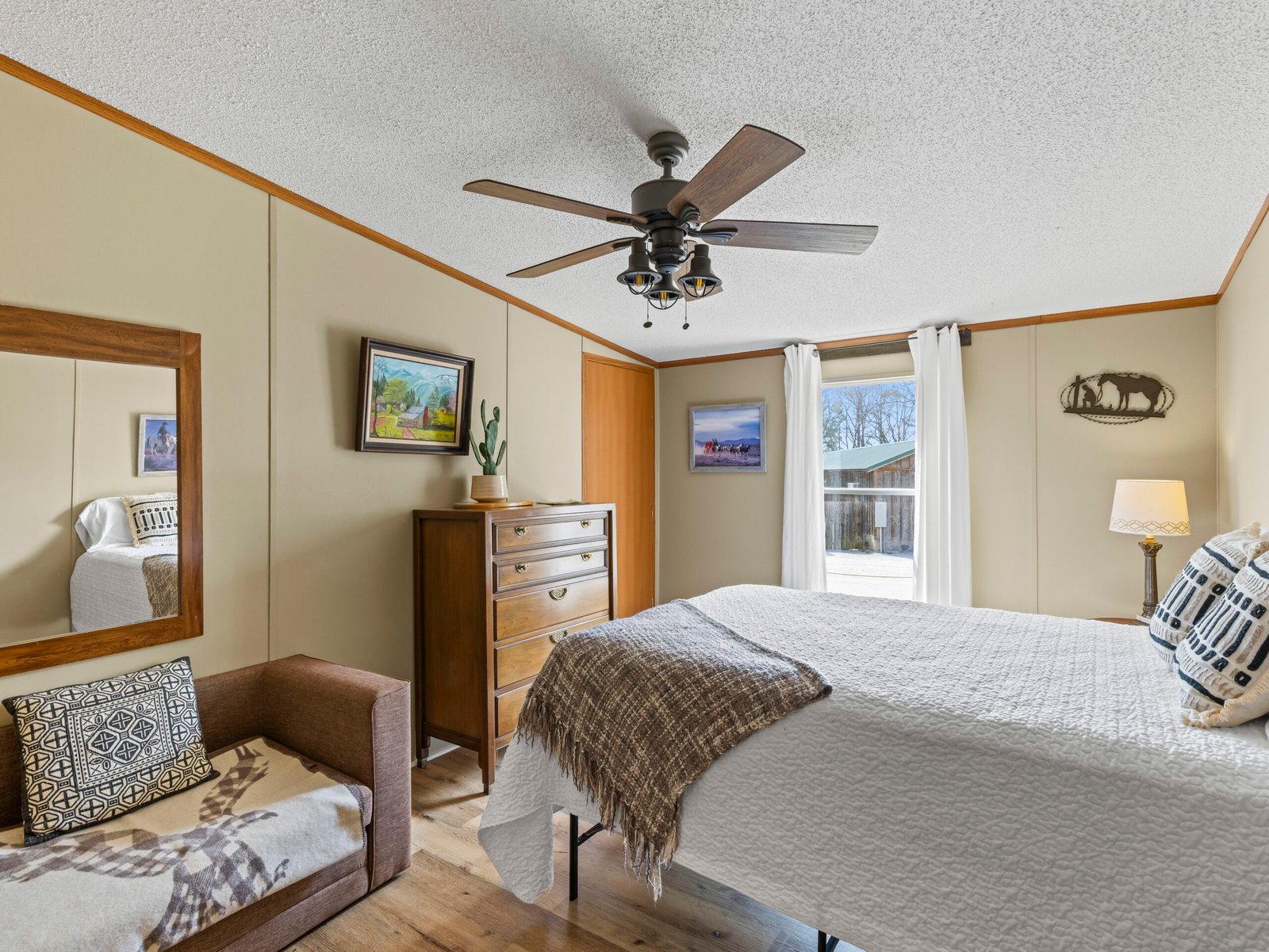 The Ponderosa 2026 - Room